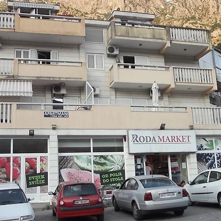 Apartment Ogi Kotor Ruang foto